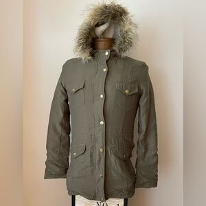 Guess Women’s Coat Sz Small Like New